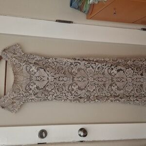 Tadashi Shoji Maxi Full Lined Lace Dress